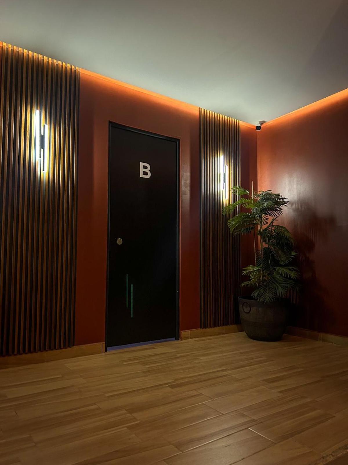 Spartacus Hostel Boutique For Men プエルトバラータ エクステリア 写真