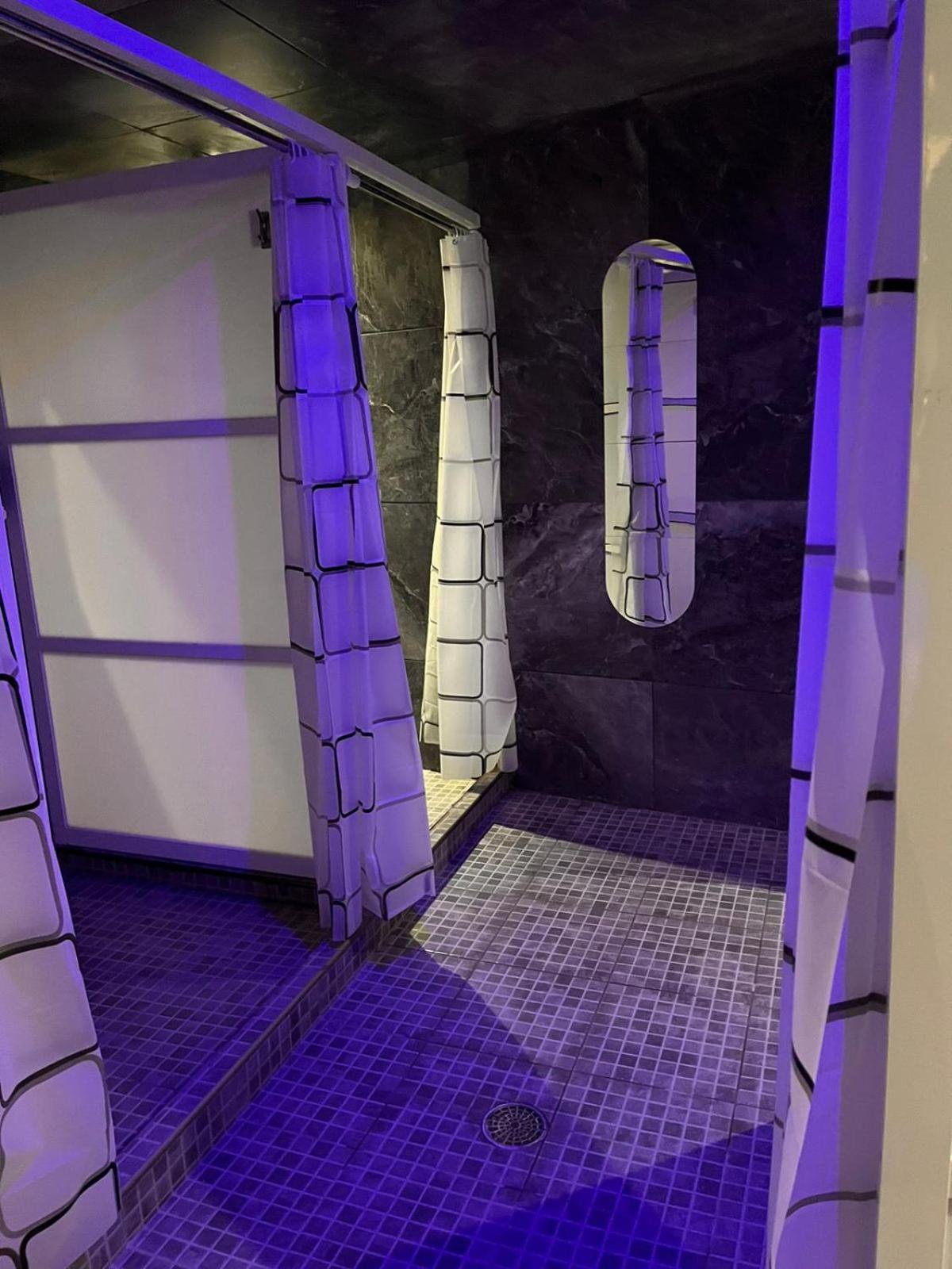 Spartacus Hostel Boutique For Men プエルトバラータ エクステリア 写真