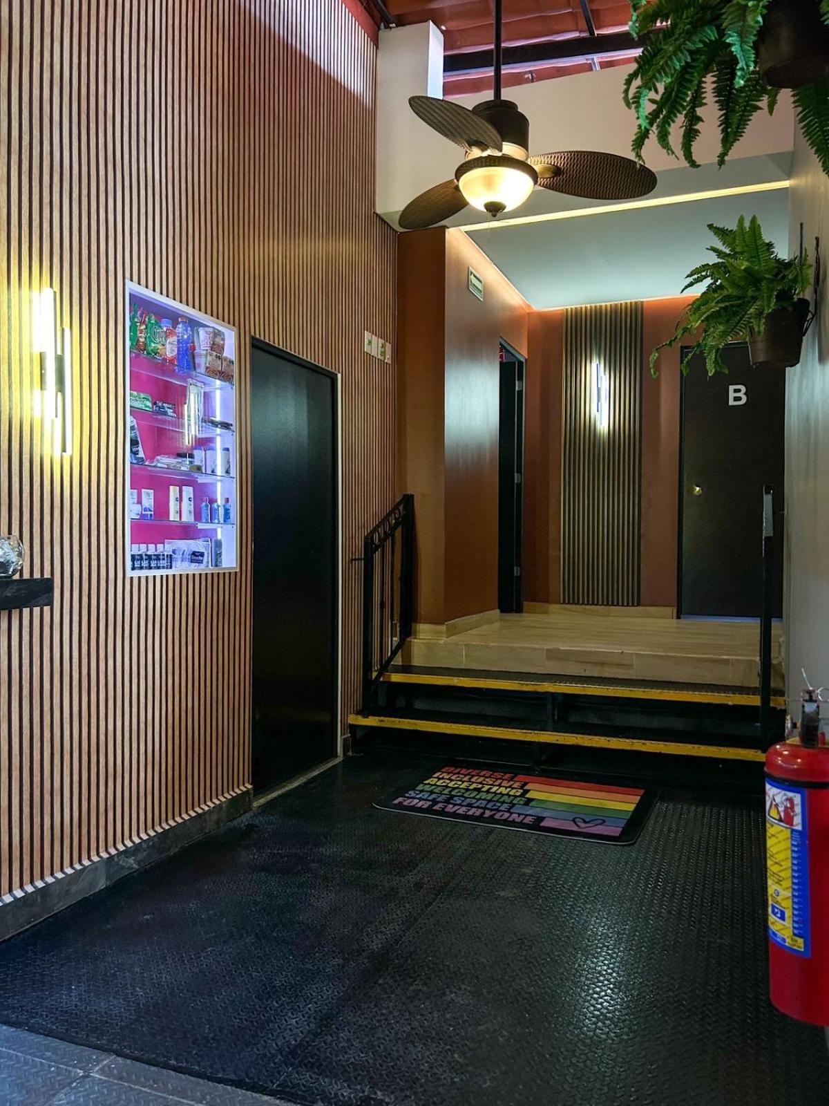 Spartacus Hostel Boutique For Men プエルトバラータ エクステリア 写真