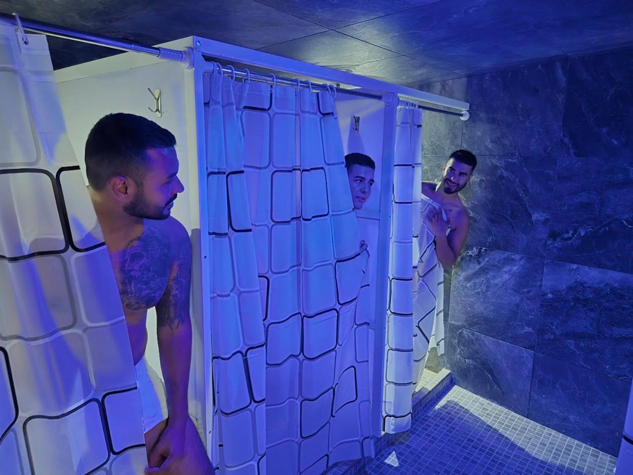 Spartacus Hostel Boutique For Men プエルトバラータ エクステリア 写真