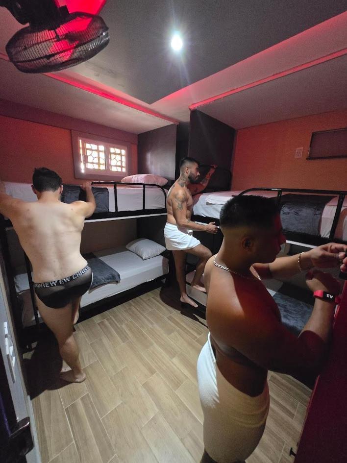 Spartacus Hostel Boutique For Men プエルトバラータ エクステリア 写真